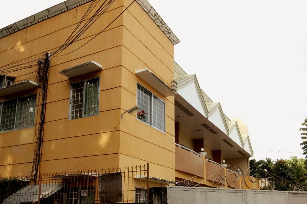 Appartamento Violin Mountain Dumaguete City Esterno foto
