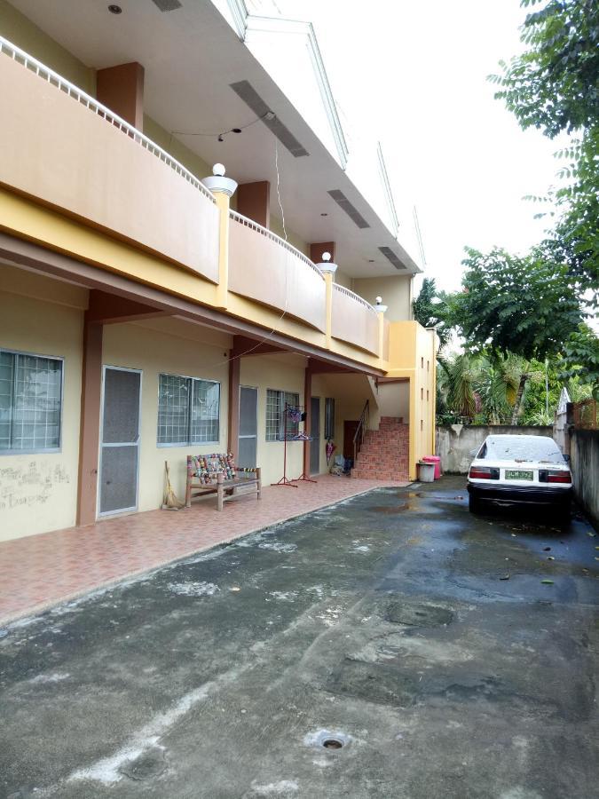Appartamento Violin Mountain Dumaguete City Esterno foto
